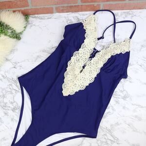 Cupshe NEW Blue Plunge Cream Crochet One Piece Swimsuit Size  Medium